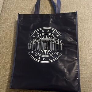 Yankee tote bag.